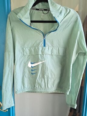 Nike Mint Green Pullover with Blue Accents